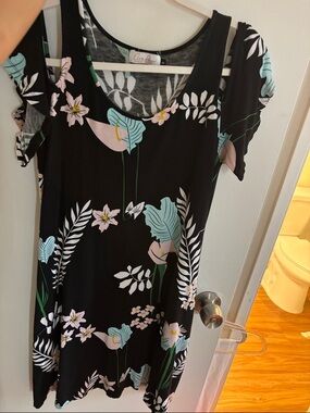 Ava sky cold shoulder dress